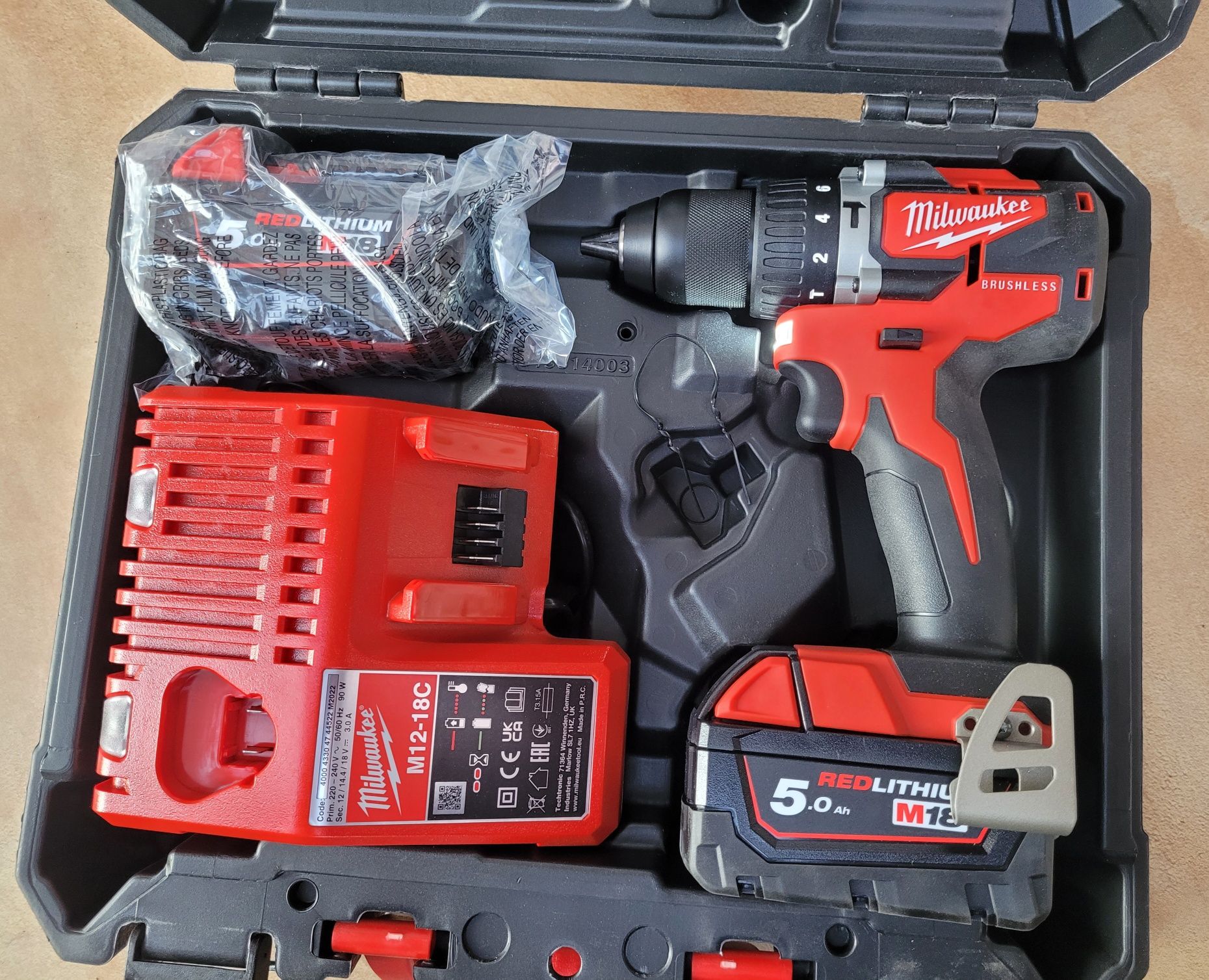 Milwaukee m18 wiertarko wkrętarka udarowa