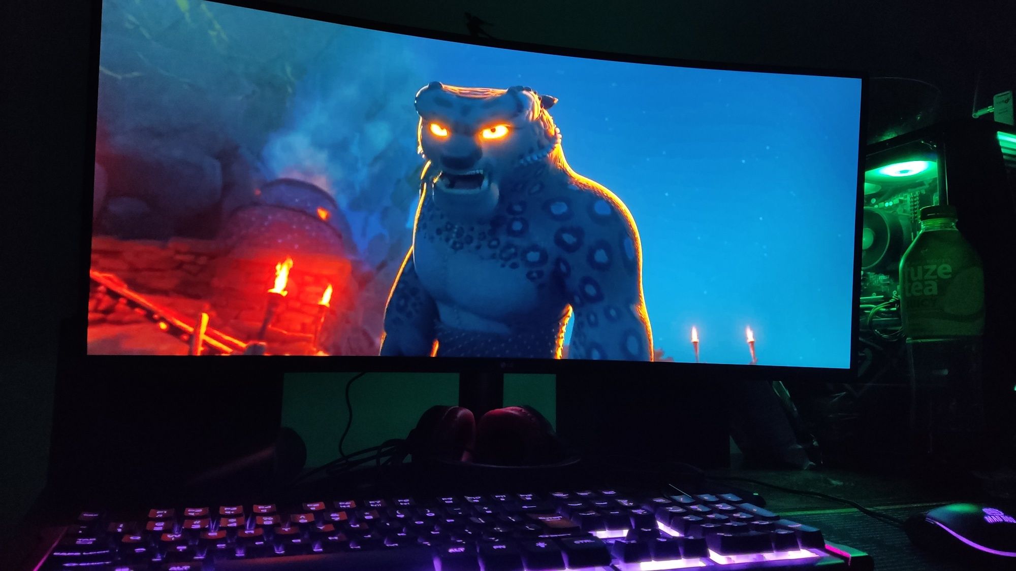 Sprzedam komputer stacjonarny ryzen 7 8rdzeni 16 wątków