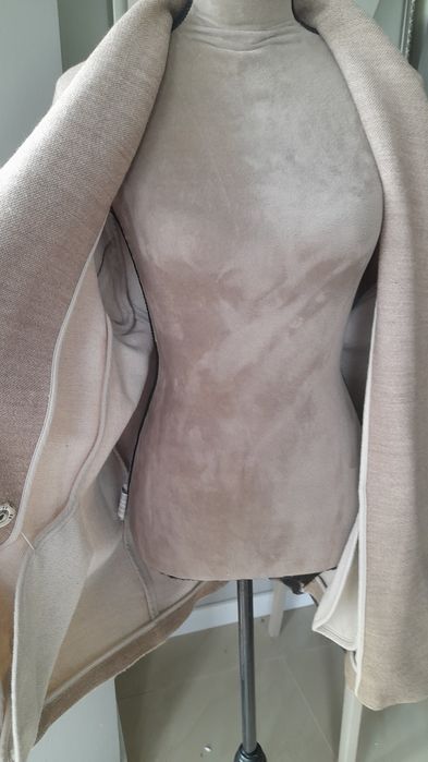 Płaszcz narzutka Mango roz 40 L