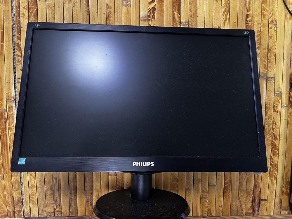 Монітор Philips 193v5l