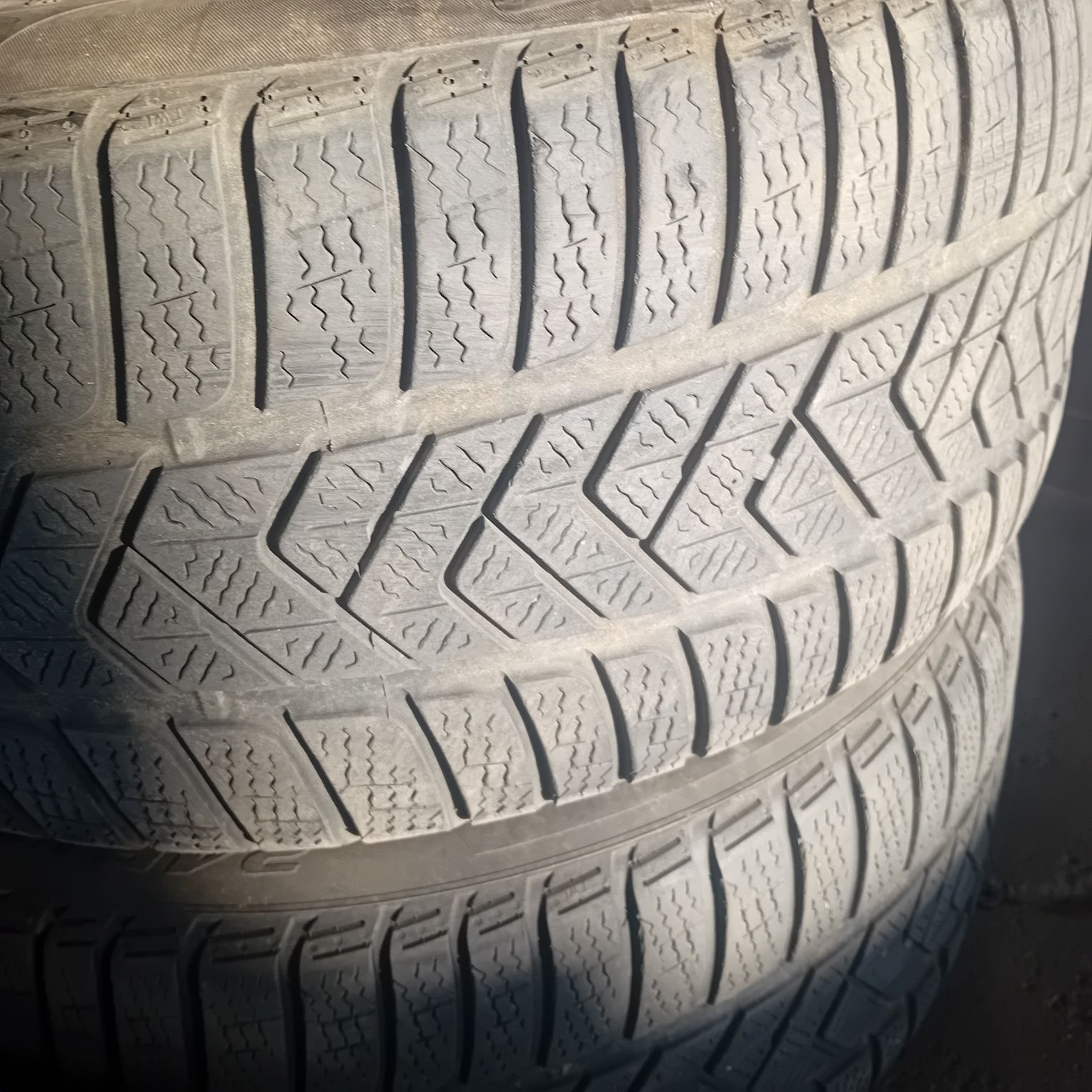 Opony Pirelli 245 45 R17