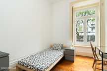 413613 - Quarto com cama de solteiro em...
