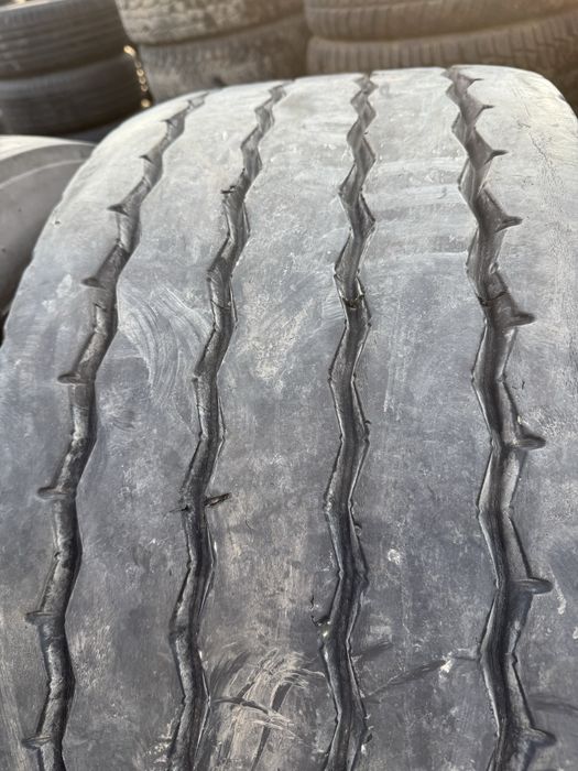 Шини 385/55 R22.5 Bridgestone 168 remix  причіп 2 шт