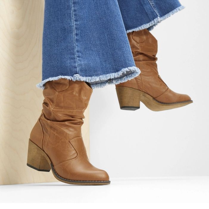 Piękne nowe botki 42-43