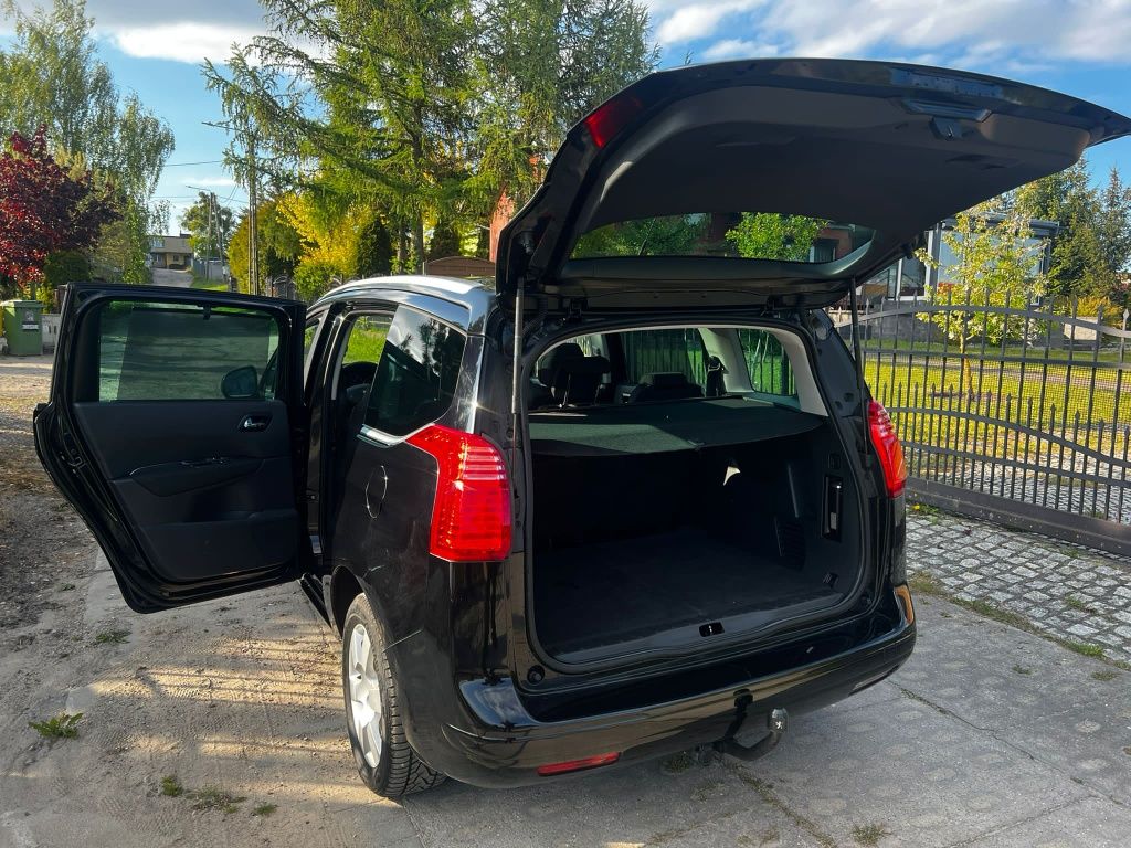 Peugeot 5008 1,6 thp 5 osobowy benzyna