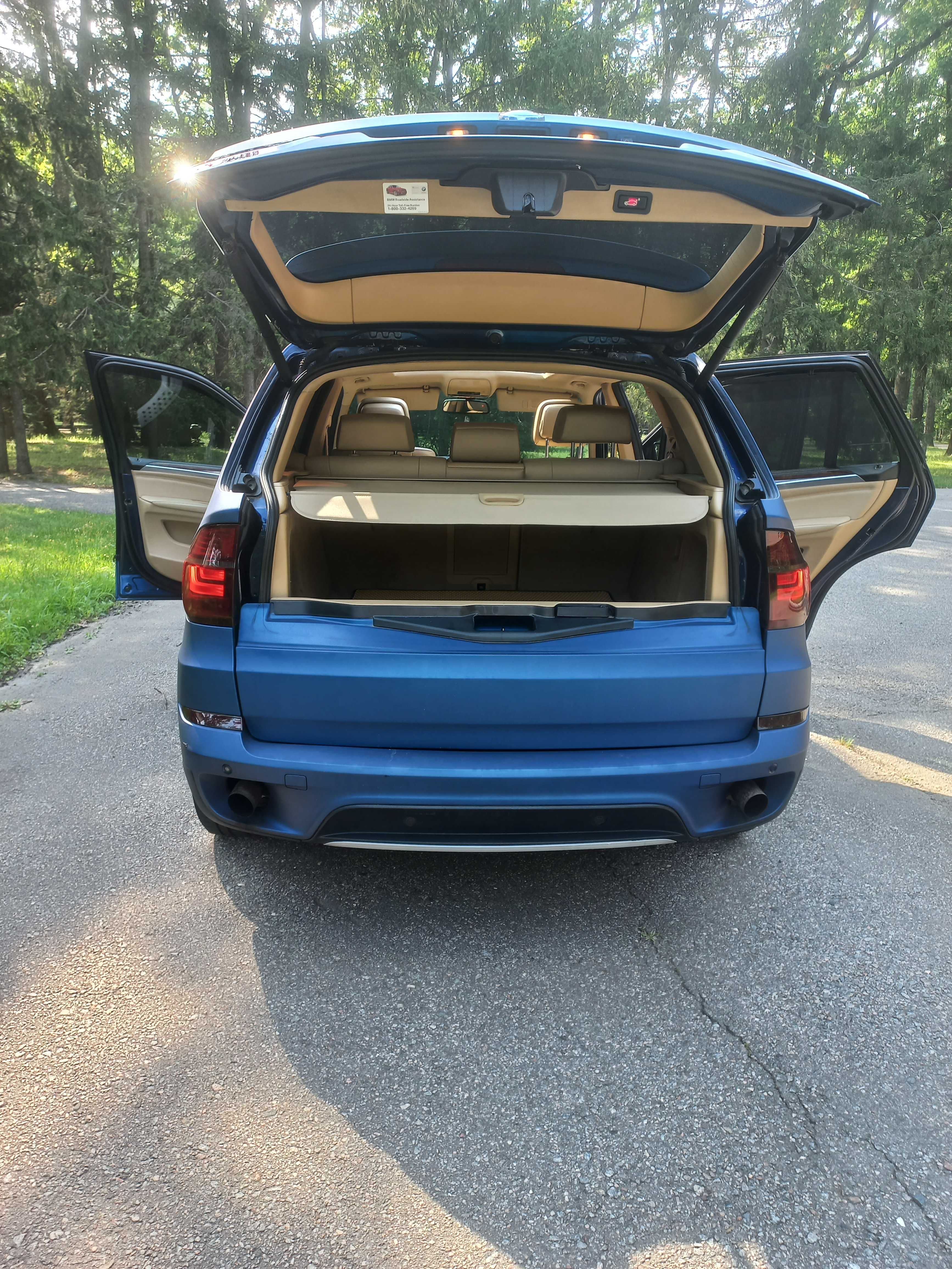Авто BMW X5 E70 Америка