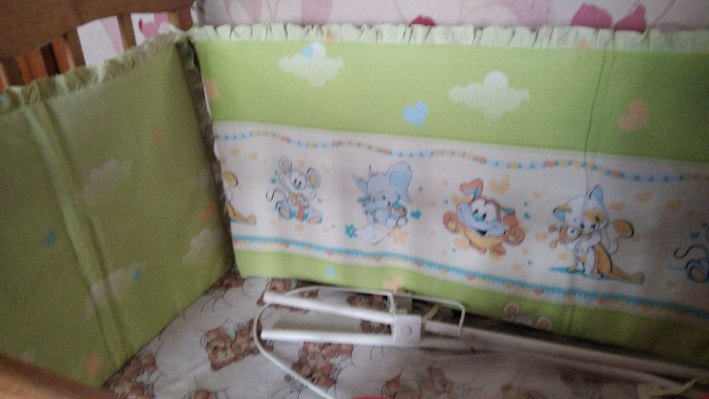 Балдахін  без  держателя,зашита на  ліжечко.