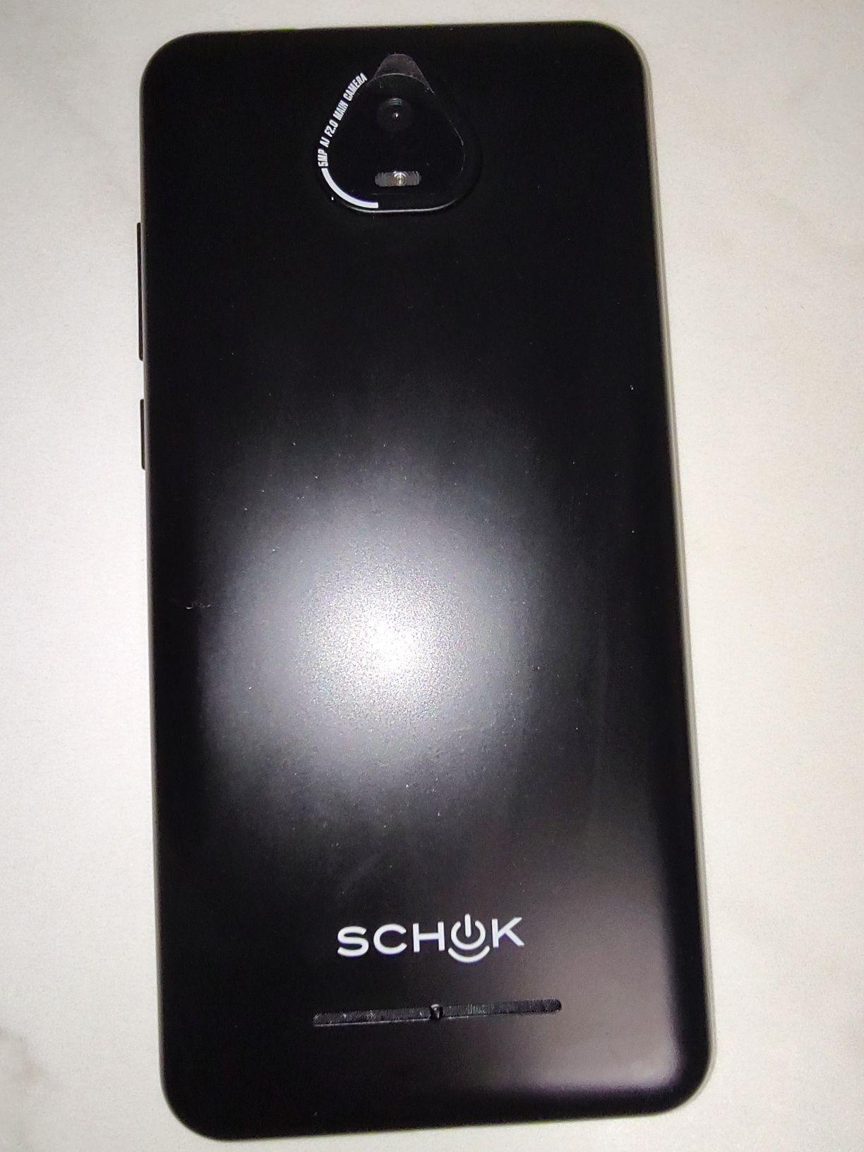 Schok Volt SV55 мобільний телефон