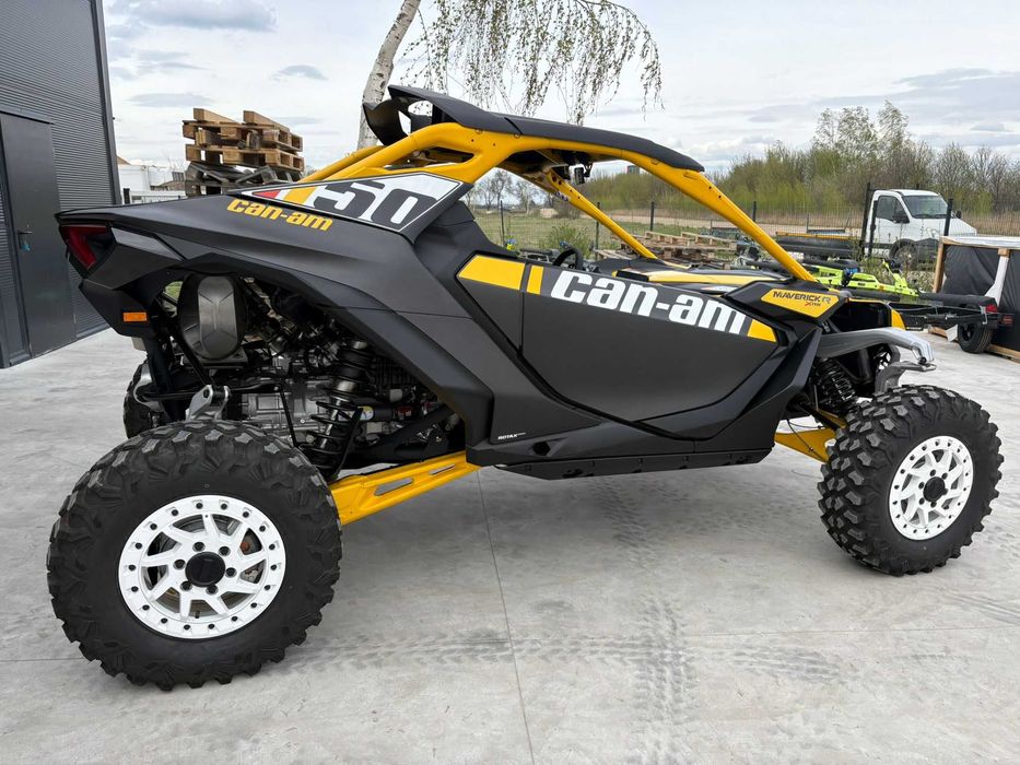 CAN AM Nowy MAVERICK R TURBO Smart Shox 2024r FV 23%