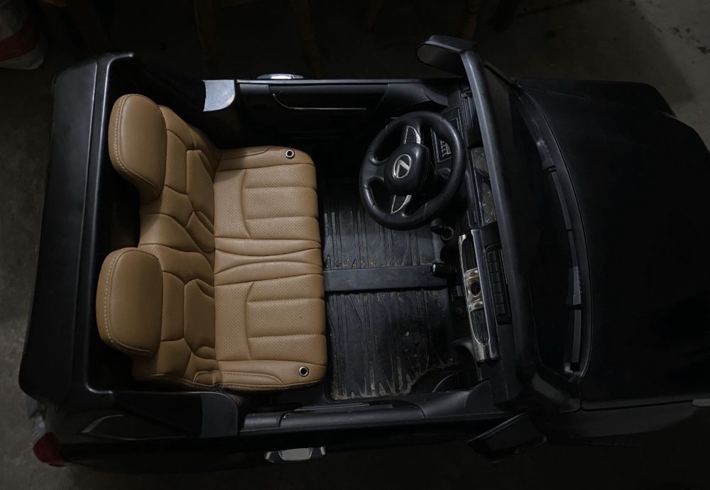 Електро автомобіль дитячий Lexus lx-570