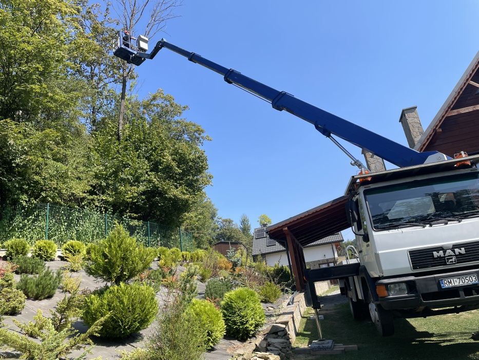 Wynajem podnośnika koszowego zwyżki wycinka mycie 17m 26m