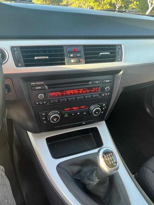 BMW 318d Touring E91 (2011) – Revisão 2024 + Pintura Nova