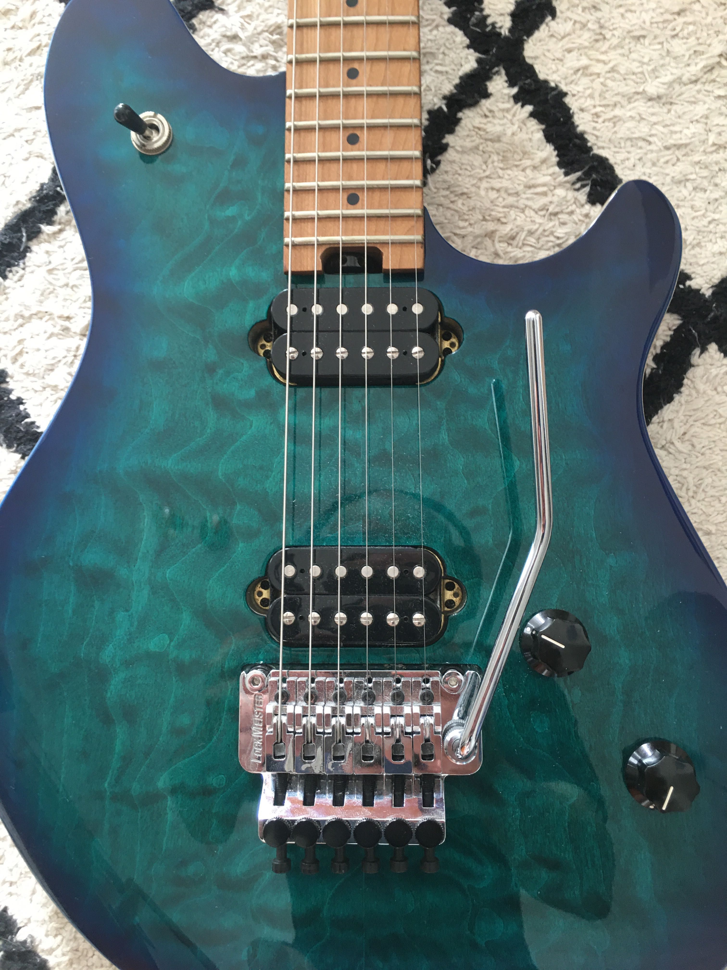 Guitarra Wolfgang Standard QM