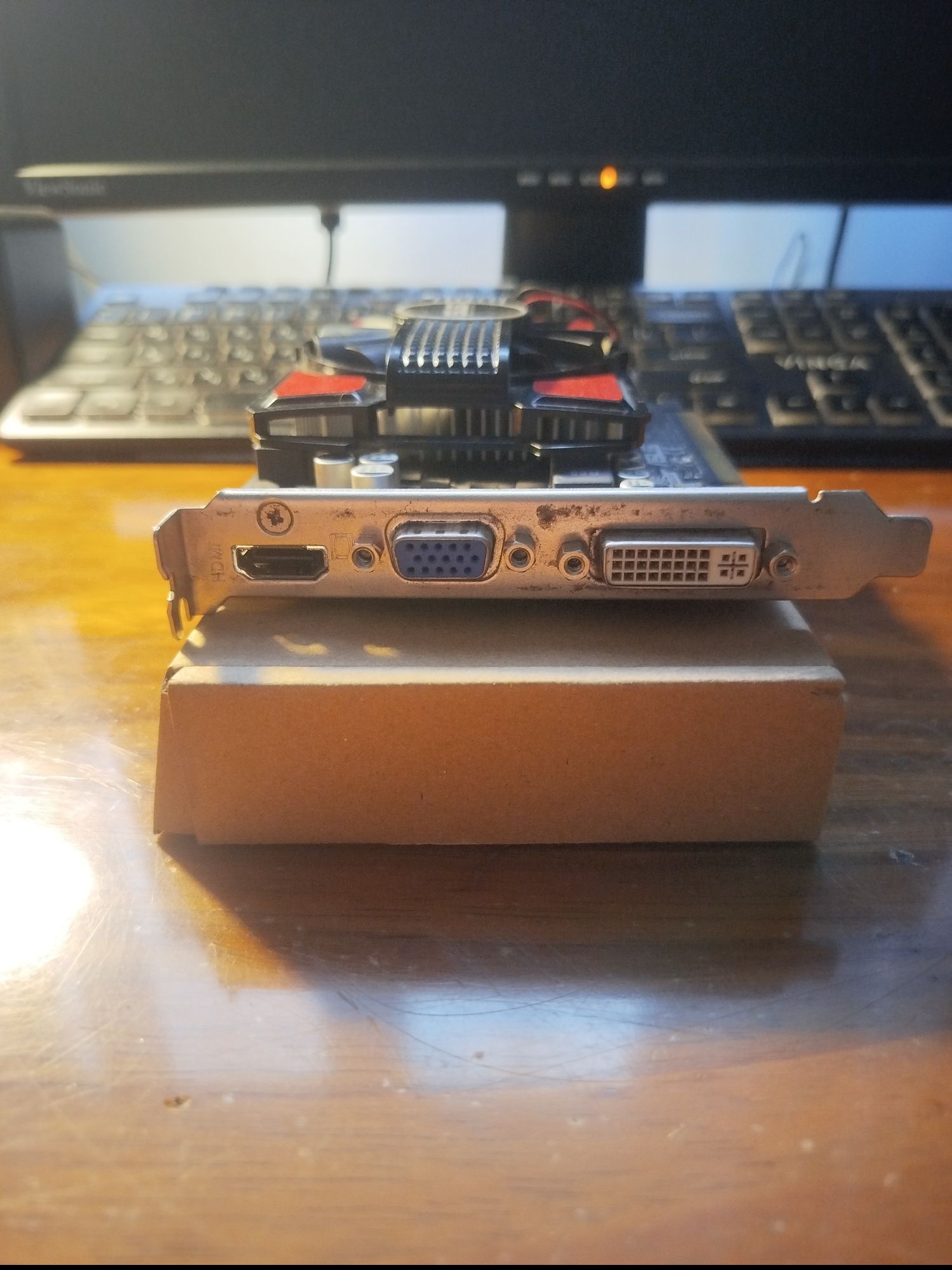Відеокарта GeForce GTS 450