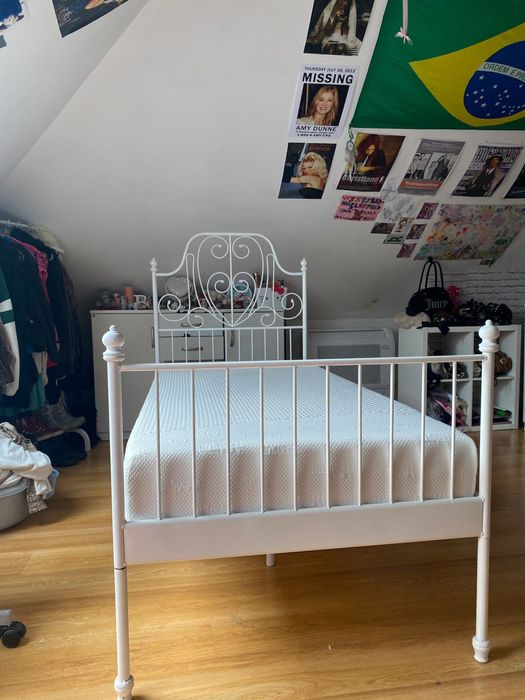 Białe metalowe łóżko ze stelażem 100x200 materac gratis