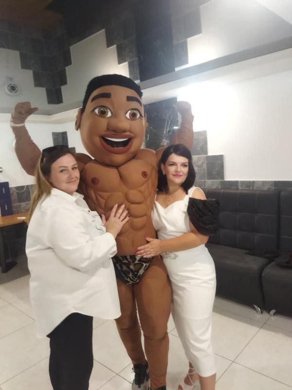 Стриптизер 18+. Аніматор. Чоловічий стриптиз Буковель