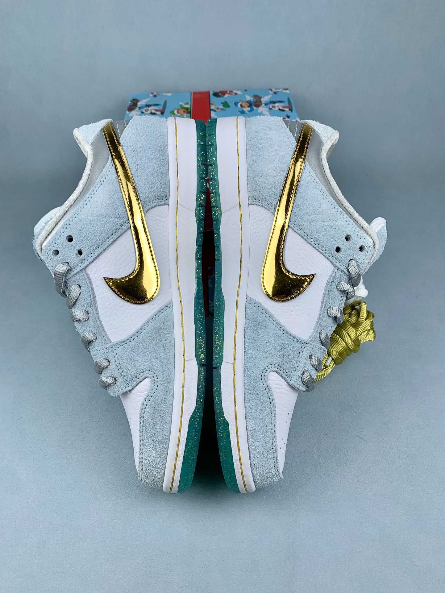 Sean Cliver x NK SB Dunk Low R.42