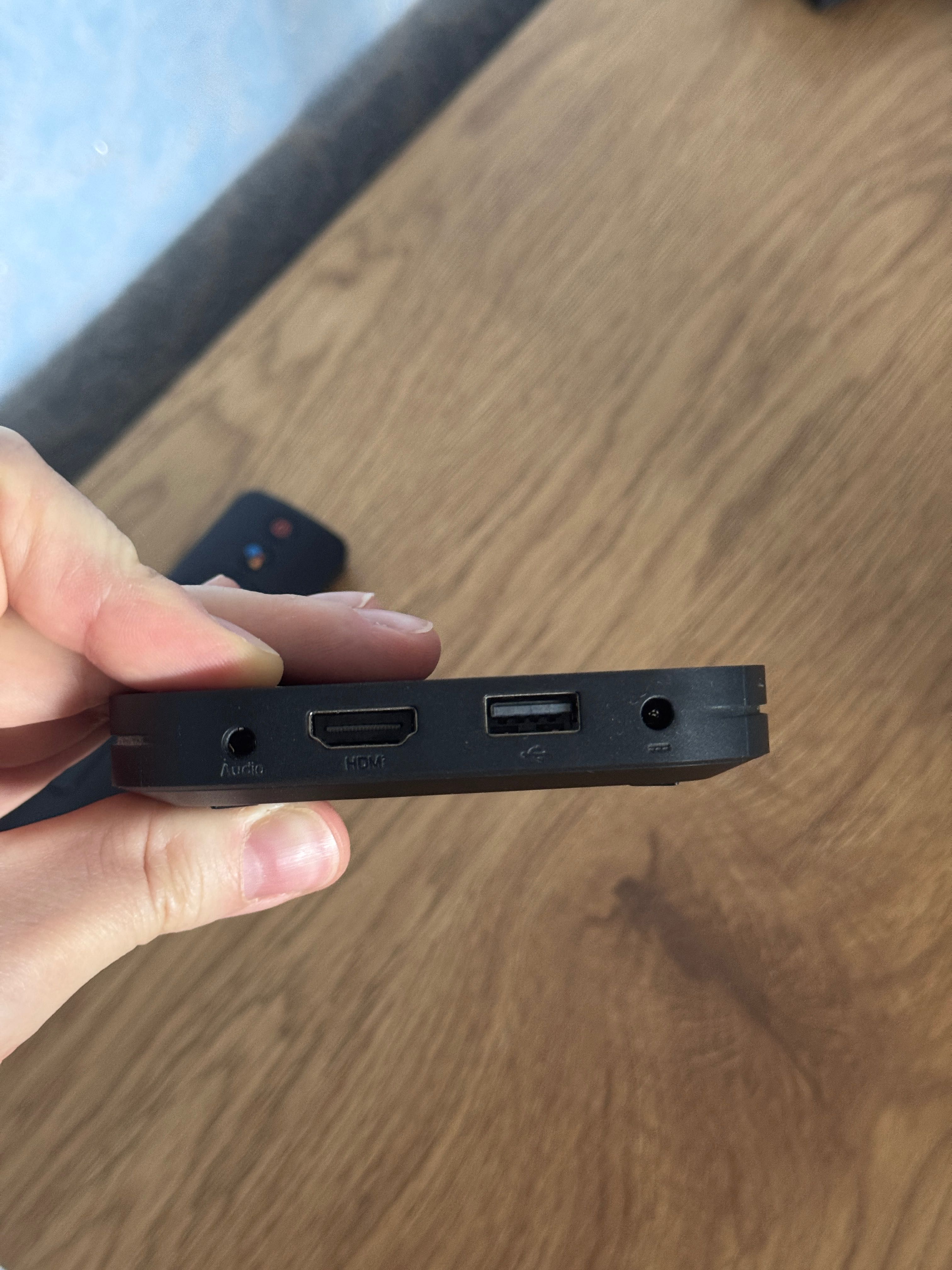 Приставка Smart TV Xiaomi Mi Box s