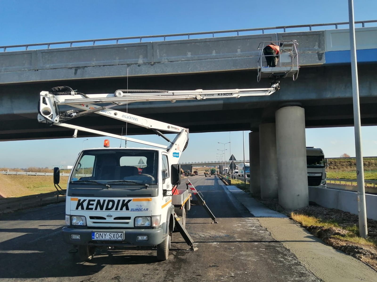 Podnośnik koszowy zwyżka do 46m Nysa Opole Otmuchów Niemodlin Prudnik