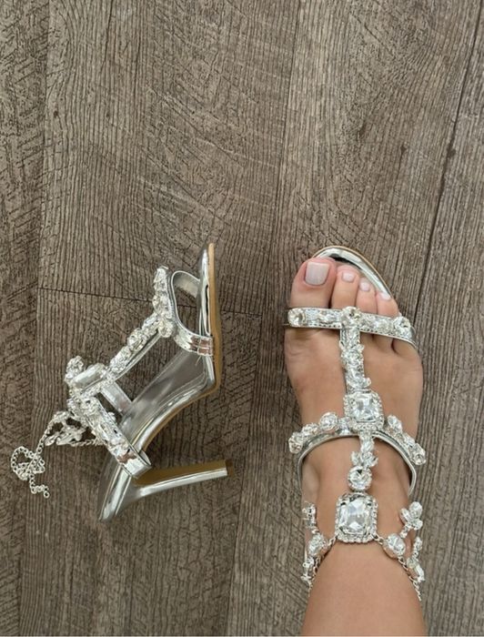 Sandálias altas prateadas Tarz Kiz