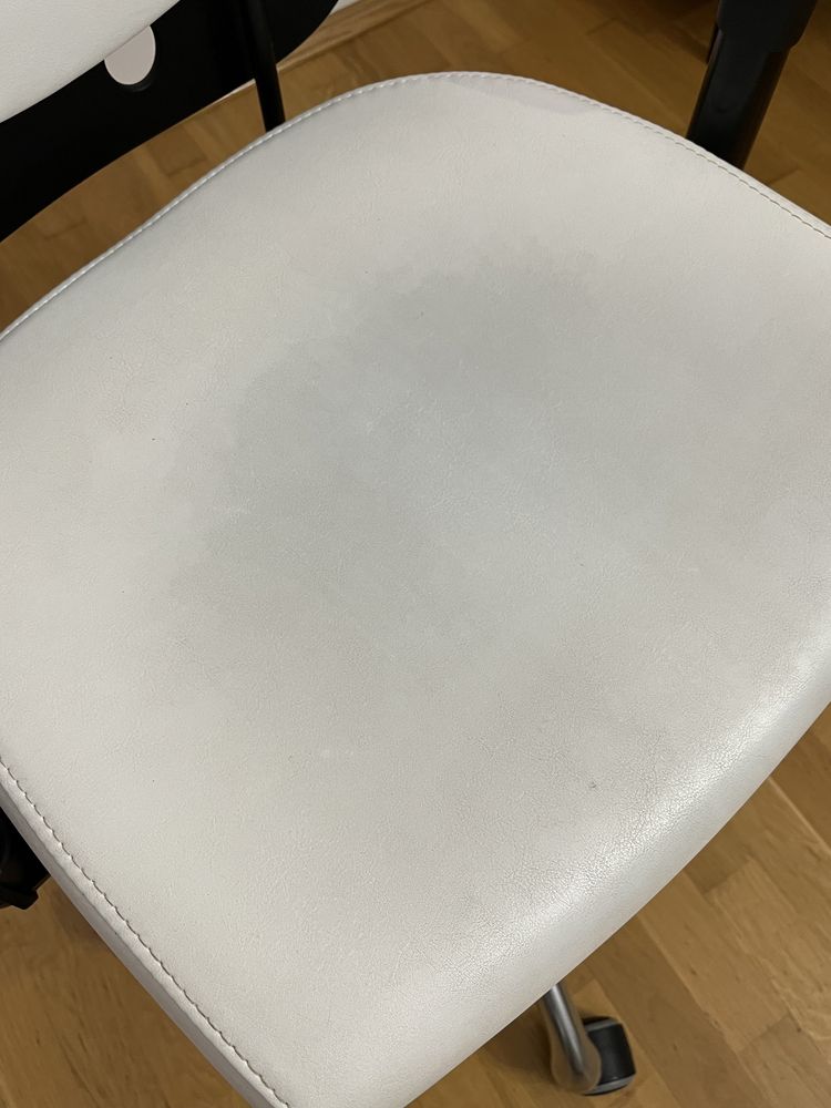 Fotel Krzesło obrotowe na kółkach