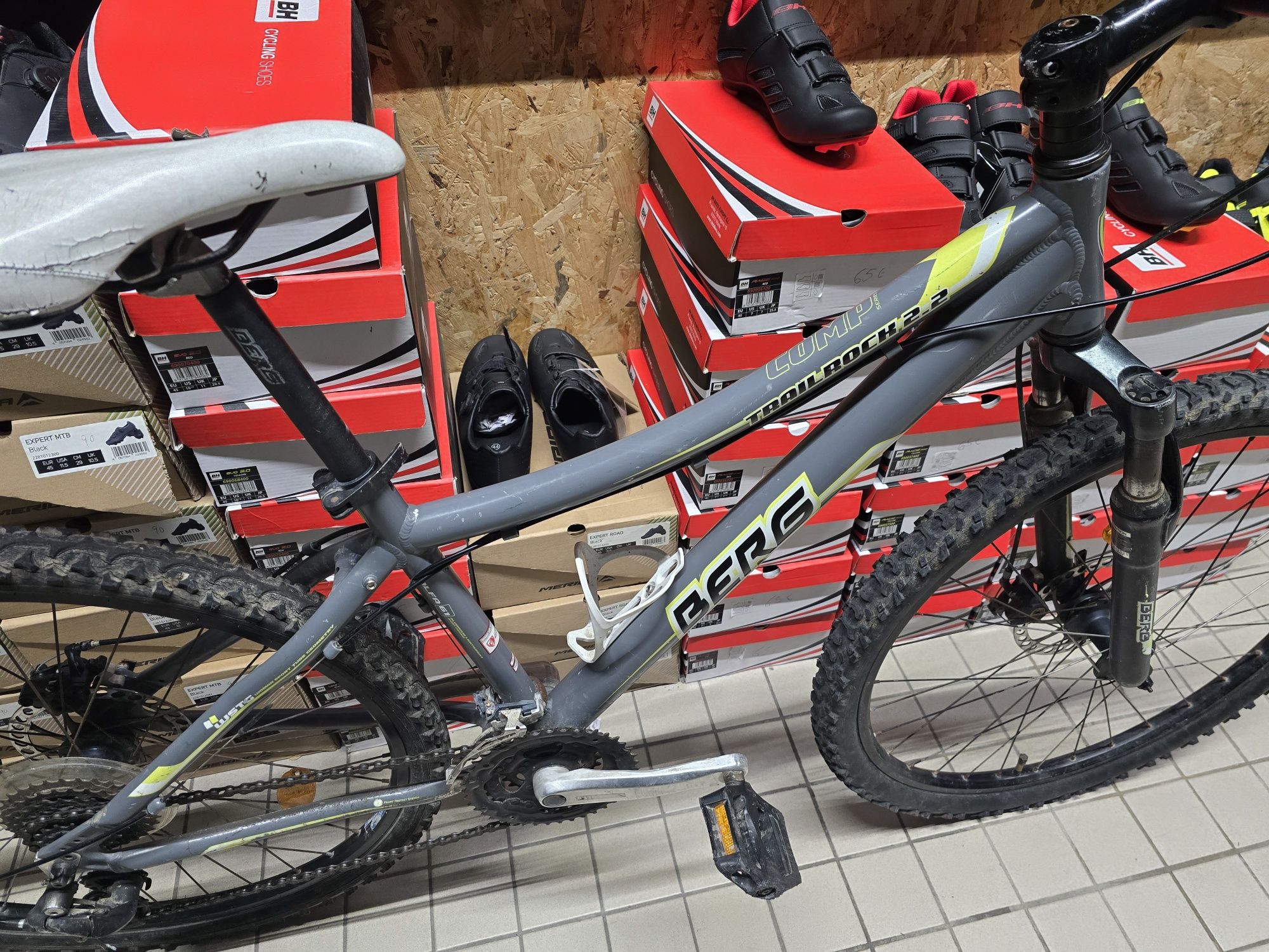 Btt s aluminio com travoes de disco