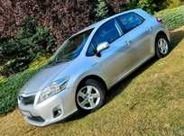 Toyota Auris Hybrid niski przebieg prywatnie