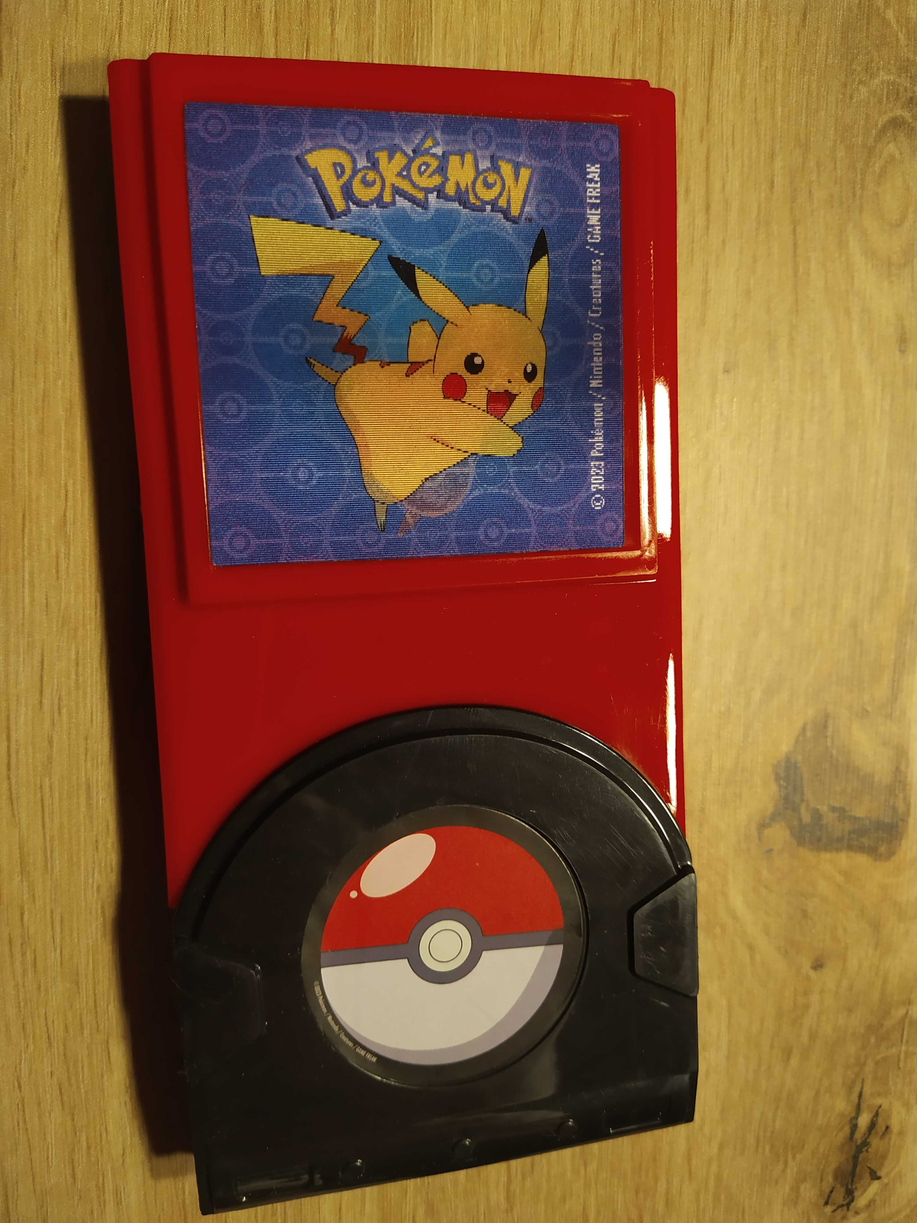 Karty Pokemon + pokedeks + naklejki