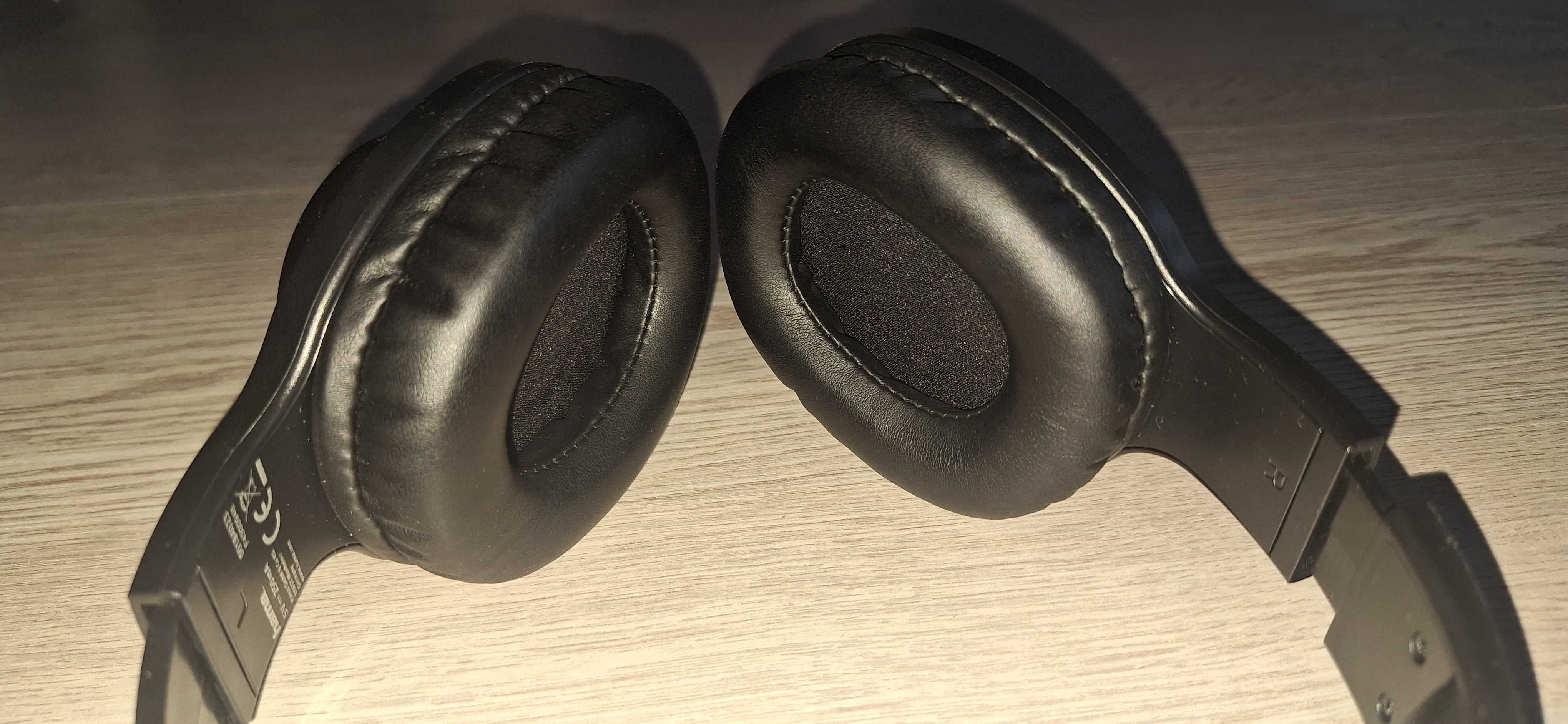 Auscultadores HAMA BT OverEar \"HP Calypso preto - 184023 Bluetooth