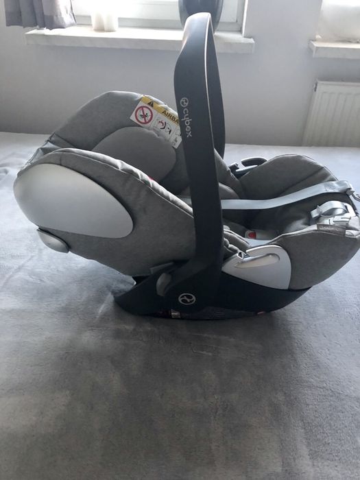 REZERWACJA Cybex fotelik/nosidełko rozkładane 0-13 KOI CRYSTALLIZED