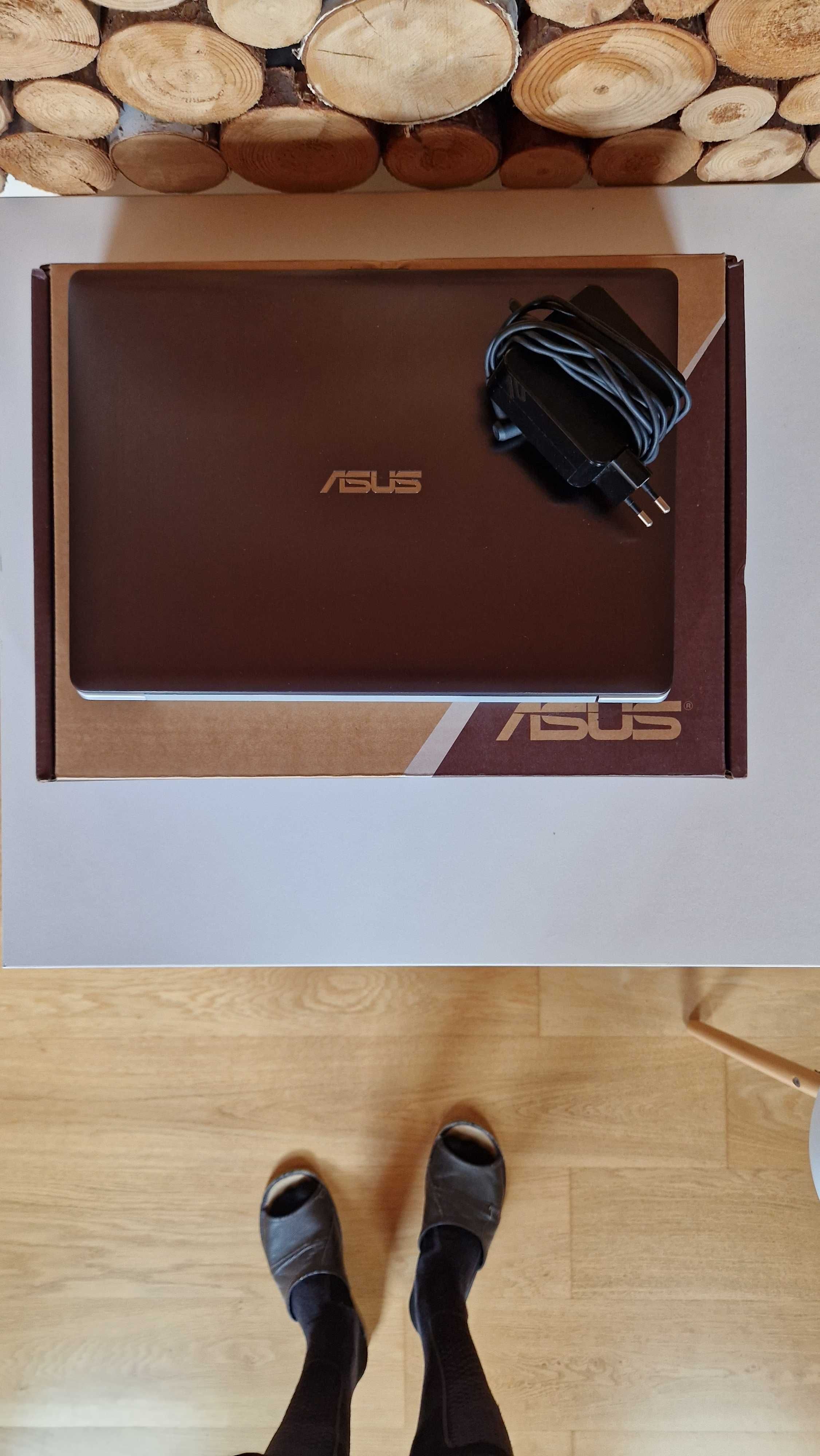 Laptop Notebook Asus VivoBook 13,3" stan bardzo dobry