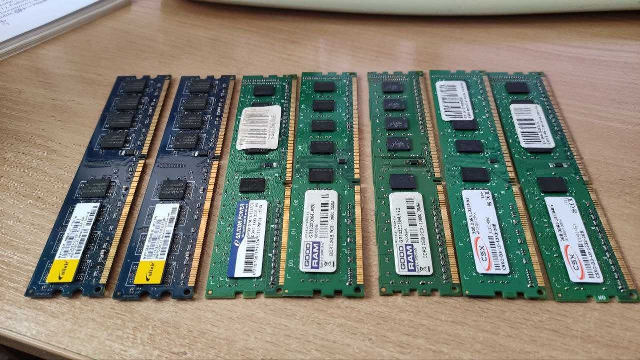 Модулі пам'яті для PC DDR2 1 GB (2 шт) DDR3 1GB (1 шт),  2GB (4 шт)