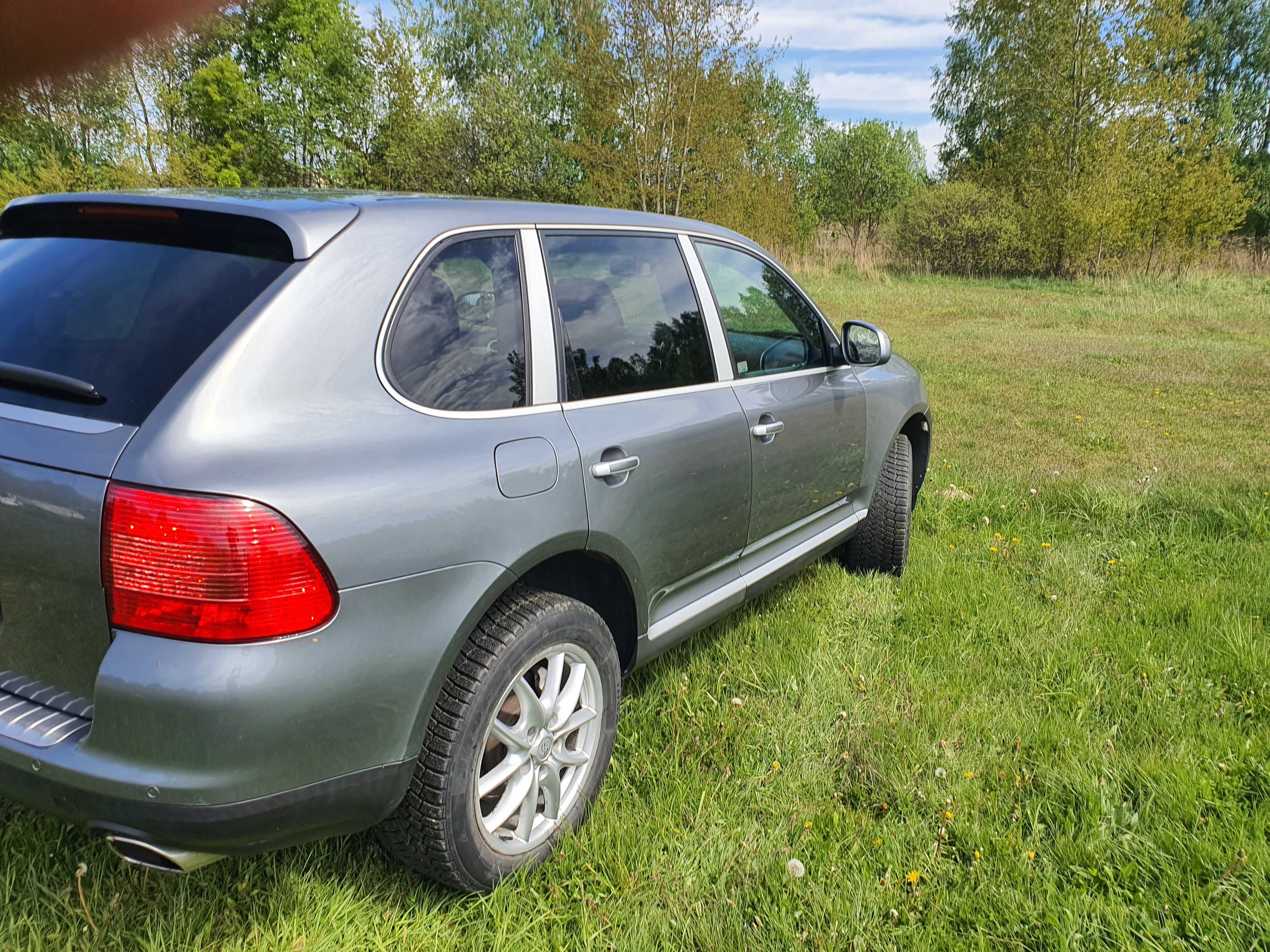 Porsche Cayenne 4.5