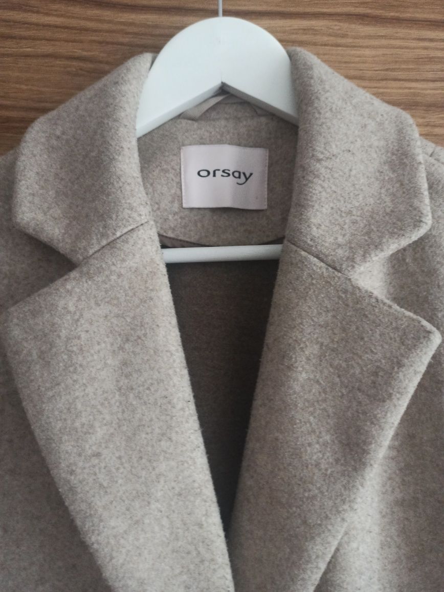 Płaszcz beżowy Orsay