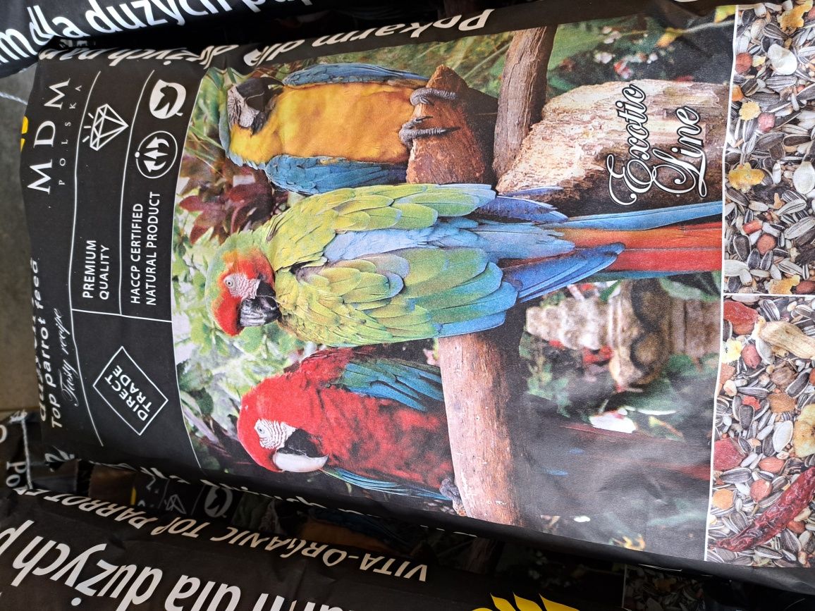 Pokarm dla dużych papug  z orzechami MDM