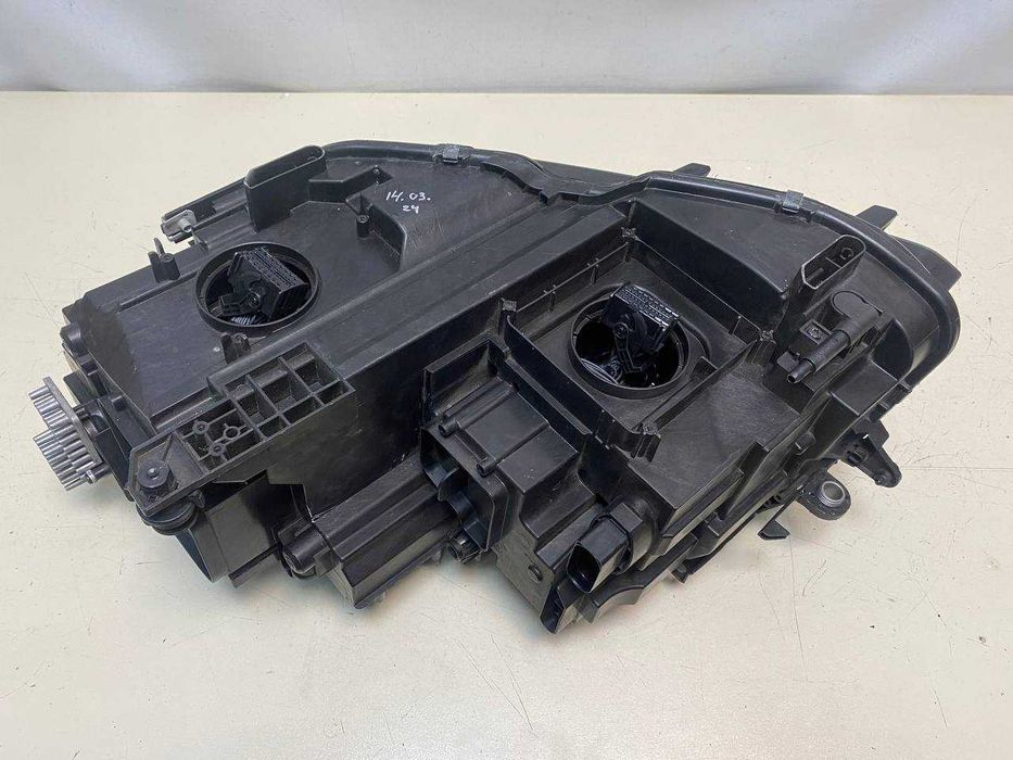 Фара права Volkswagen Tiguan 2 Full Led тигуан 2 фулл лед б\у