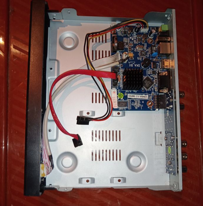 Відеореєстратор Praxis VDR 504M