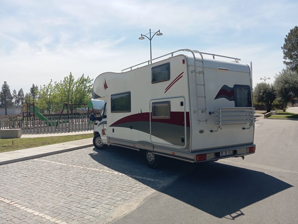 Autocaravana 6 lugares