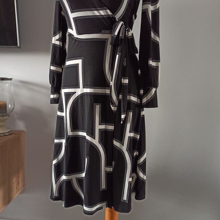 Kopertowa wzorzysta sukienka H&M elastyczna rozmiar XS