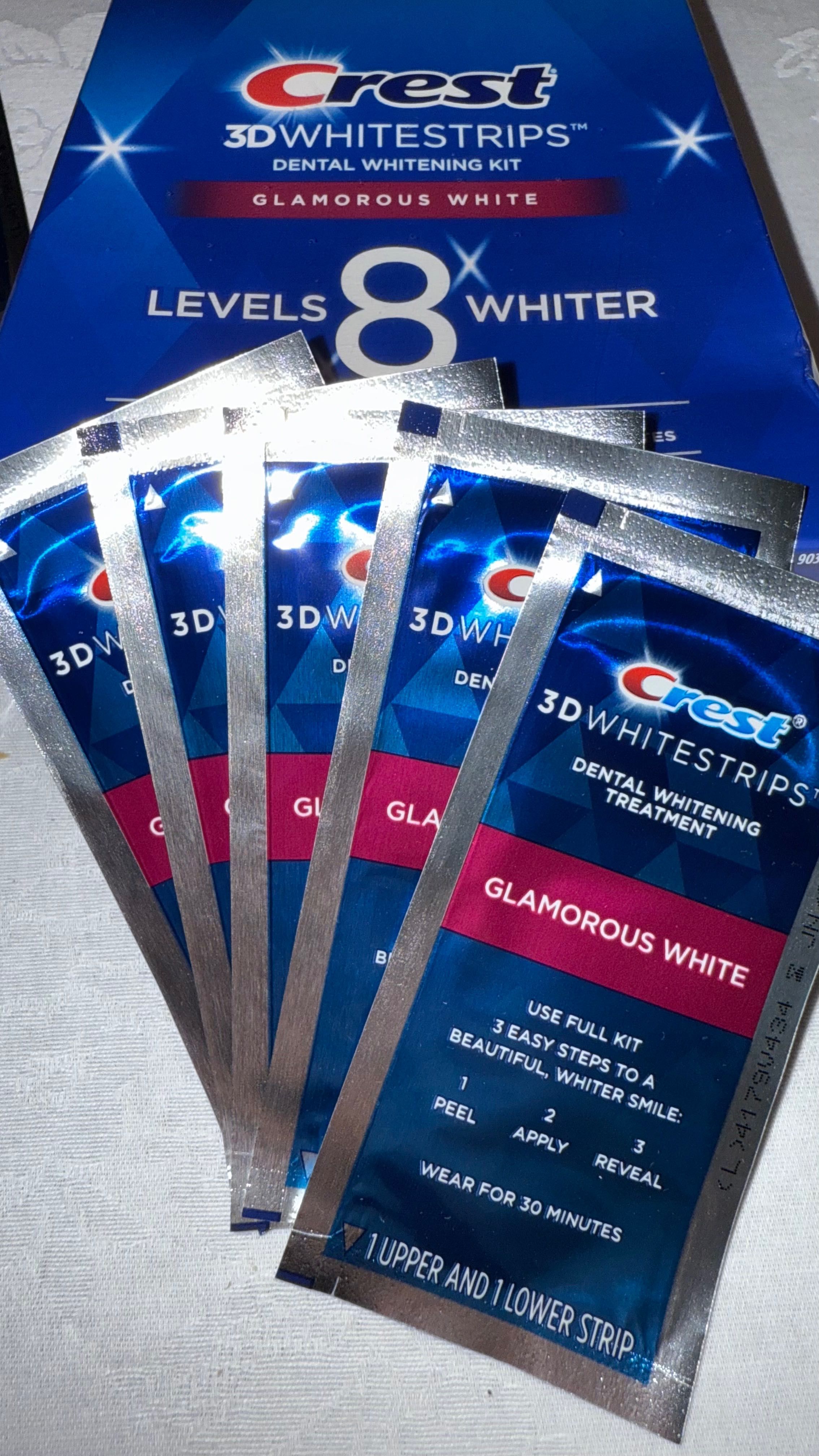 Crest paski wybielające Glamorous White, 8 Level z USA