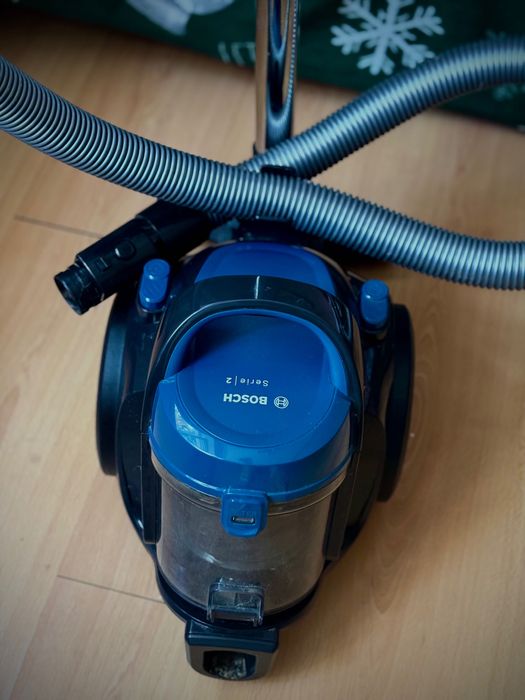 Пилосос Bosch серія 2