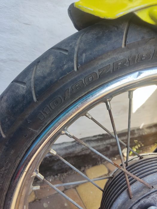 Колеса з резиною Барум Ява-Чезет 16-18