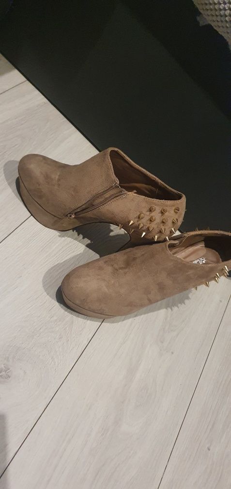 Botki zamsz cwieki