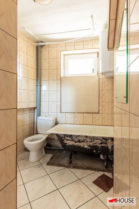 3 pokoje – 60,40 m2 + taras na dachu w cenie.