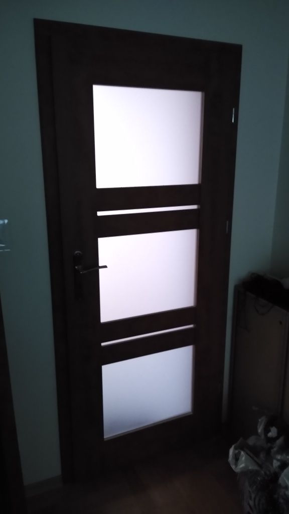 Drzwi wewnętrzne DRE na otwór 90 cm.
