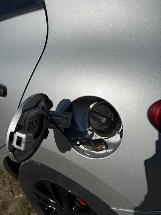 Toyota auris 2010 1.4 MT