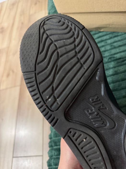 Jordan Max Aura 5