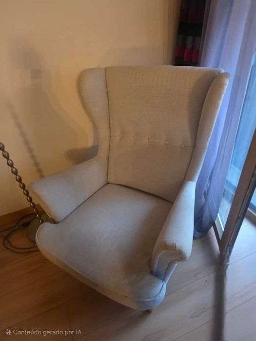 Poltrona Strandmon Cinza Claro