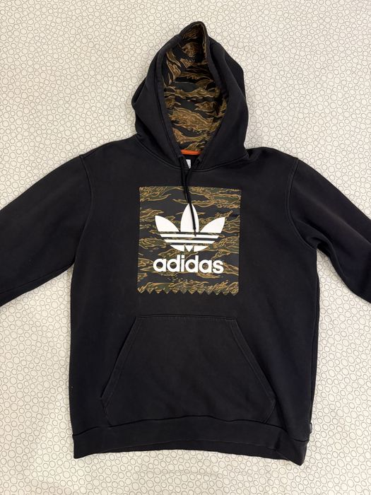 Sweat Adidas preta