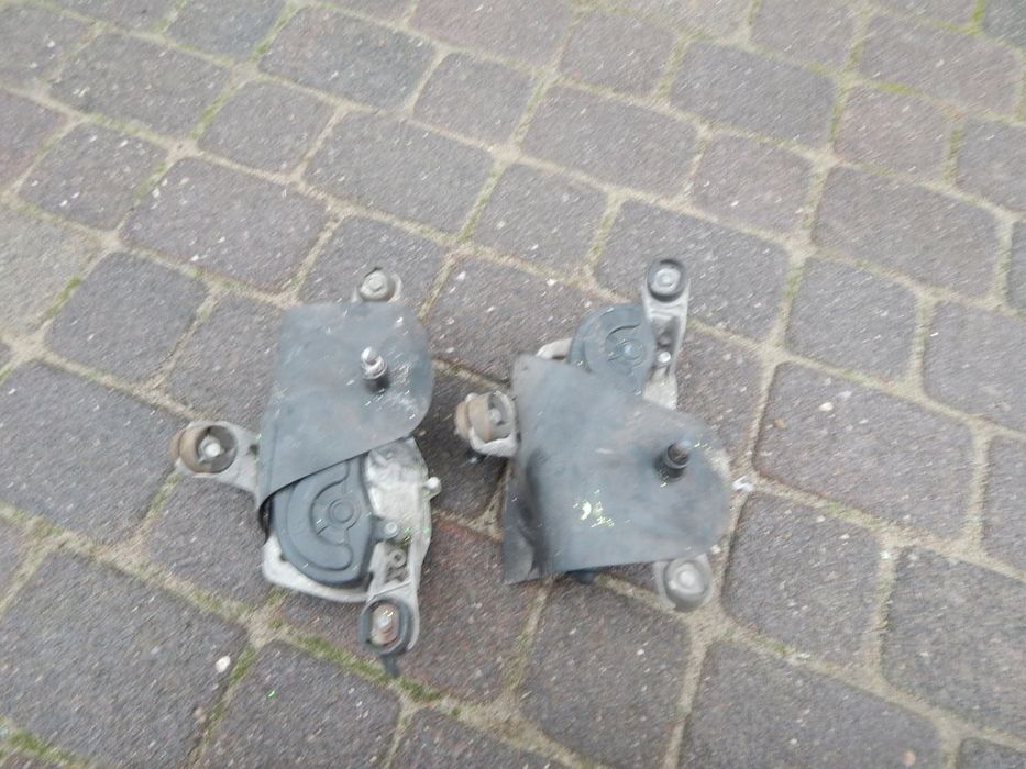 SILNICZEK WYCIERACZEK CITROEN C5 09 PRAWY-LEWY